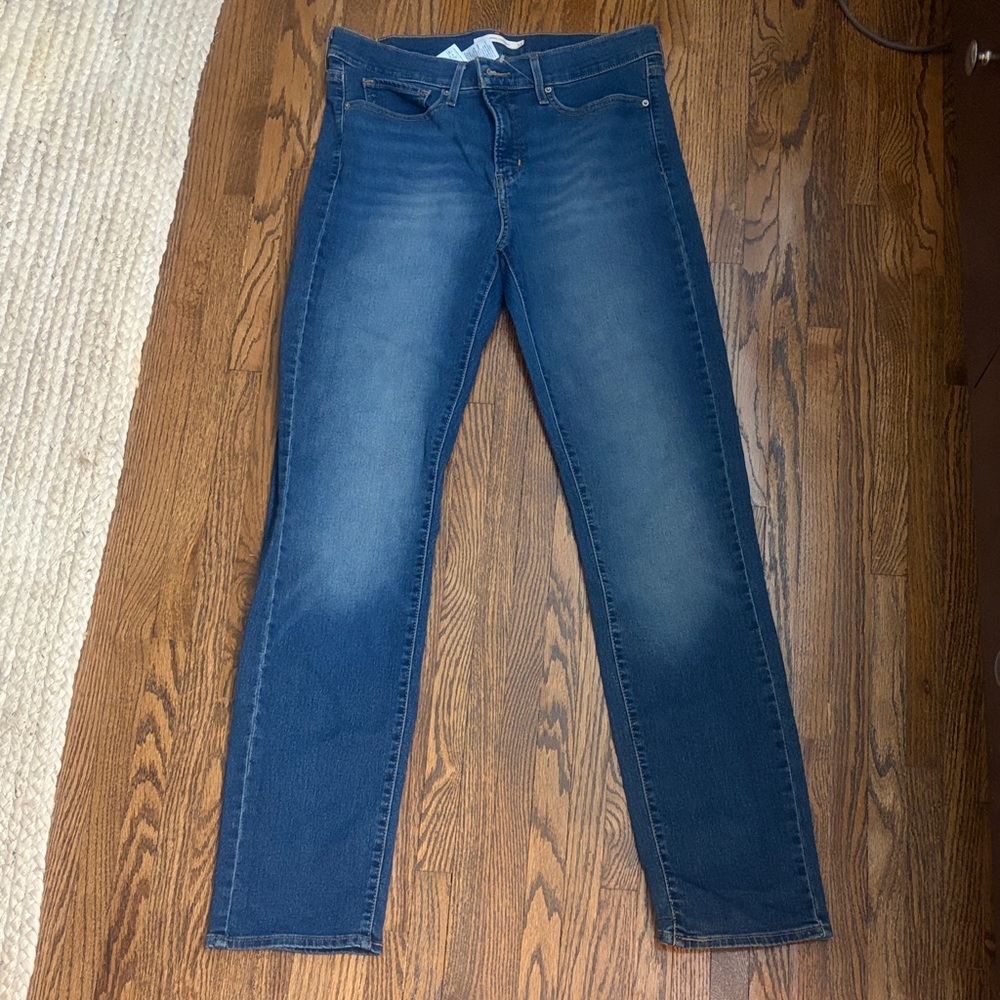 Levi's Women's Skinny Jeans in Deep Blue